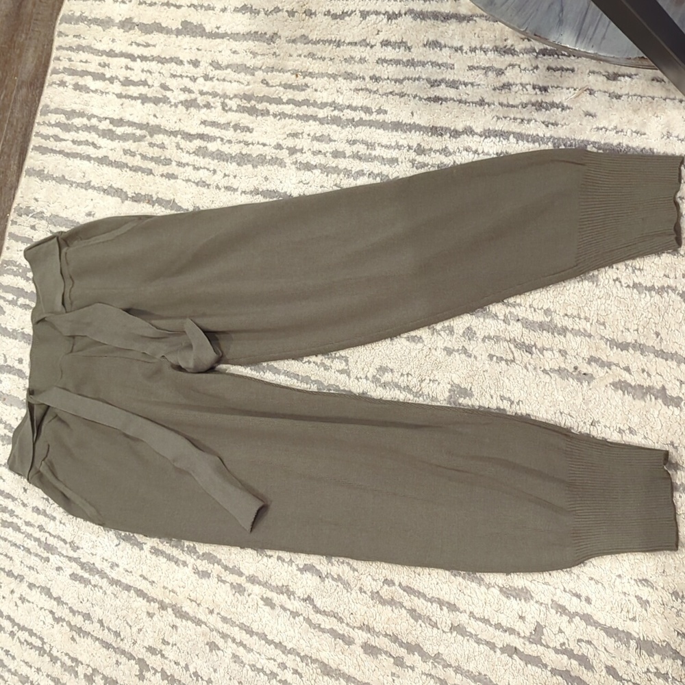 Zara Green knit joggers with waist tie and pockets